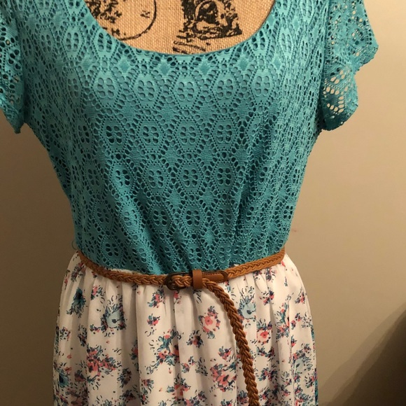 💖Cute Dress💕 - Picture 3 of 4